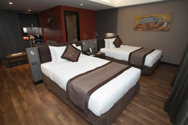 F1 Hotel Manila