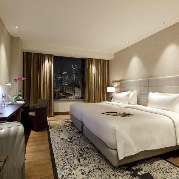 Makati Diamond Residences